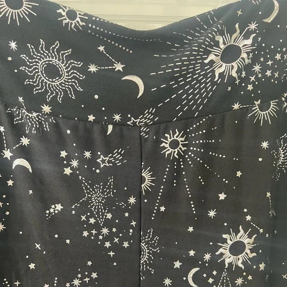 Black Galaxy Flare Leggings - Picture 3 of 6